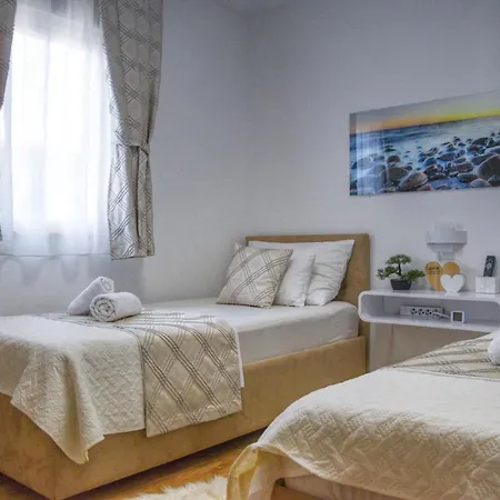 Villa Rozzaria - Mediterranean Escape Kaštela